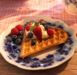 Vaffelsteking i midtskogbygda Familien/ opplysningskontoret for brv?d og korn